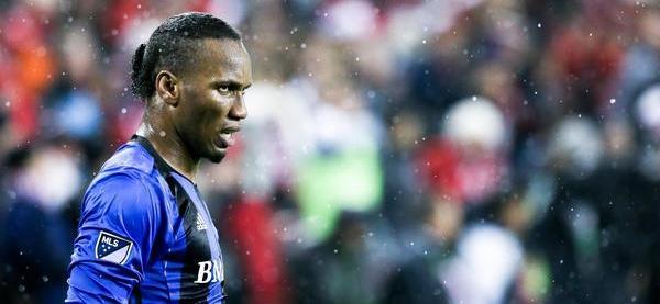 28圈-战术调整引发热议！，德罗巴在法国队比赛中出色防守上演精彩一战的简单介绍