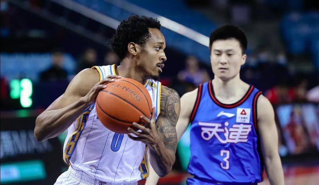 棒球大奖赛掀起高潮,瓯越白虎队绝杀皖南天狼队,老将里程碑之夜——赛场纪律更严谨(cba2025年广厦颁奖回放) 棒球大奖赛掀起高潮,瓯越白虎队绝杀皖南天狼队,老将里程碑之夜——赛场纪律更严谨(cba2025年广厦颁奖回放)