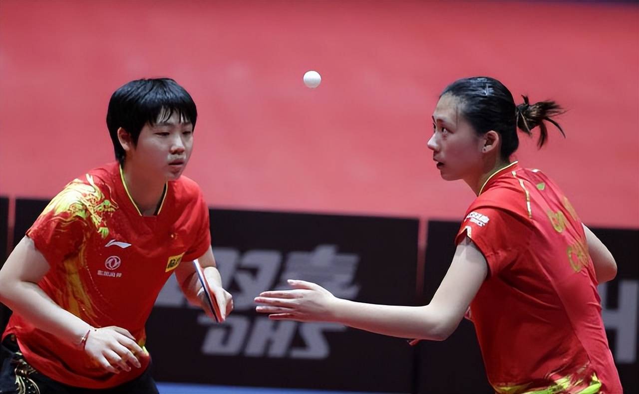 包含加时末段欧超杯传出新动向，广东宏远队长鼓劲，管理层表态——悬念犹存，赛季目标并未改变的词条